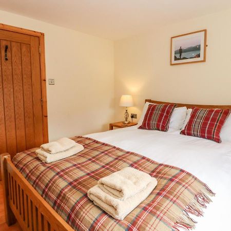 Larch Cottage Weem Екстер'єр фото